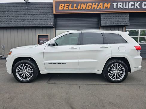 Used 2018 Jeep Grand Cherokee Summit AWD/4WD image 2