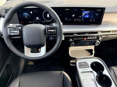 New 2026 Hyundai Ioniq 9 SEL AWD/4WD image 4