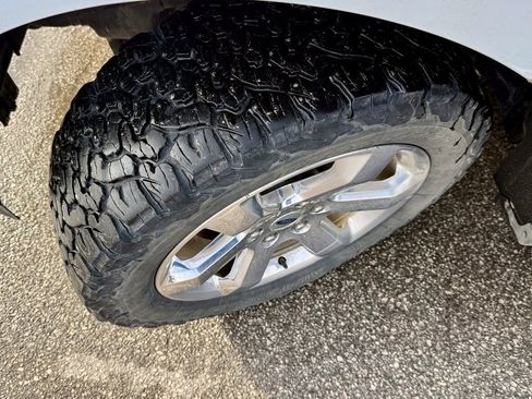 Used 2022 Ford F150 Lariat w/ Max Trailer Tow Package image 26