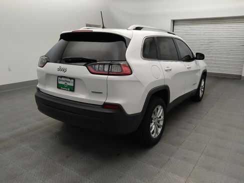 Used 2019 Jeep Cherokee Latitude w/ Popular Appearance Group image 9