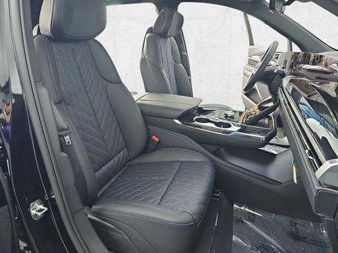 Used 2026 Cadillac Escalade IQ Sport 1 w/ LPO, Floor Liner Package AWD/4WD image 10