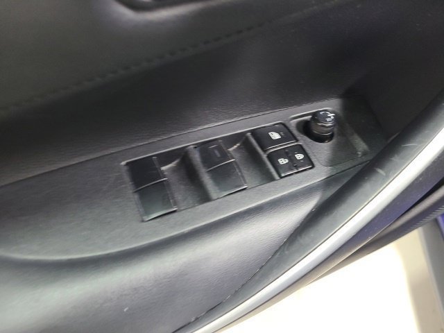 Used 2020 Toyota Corolla SE FWD image 19
