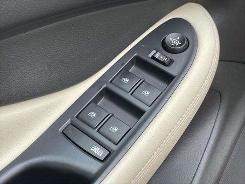 Used 2020 Buick Envision Preferred w/ LPO, Cargo Package image 17