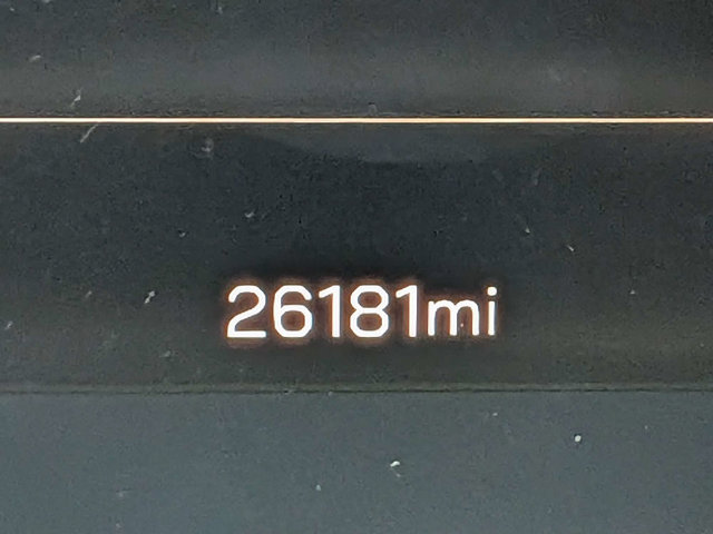 Used 2025 GMC Yukon XL Denali AWD/4WD image 34