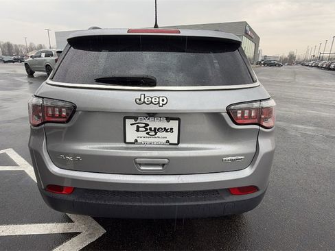 Used 2019 Jeep Compass Latitude w/ Cold Weather Group image 27