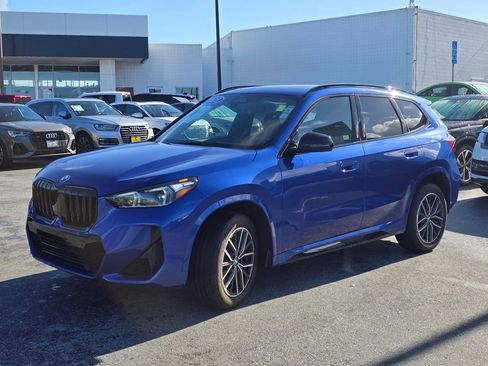 Used 2023 BMW X1 xDrive28i w/ M Sport Package image 4