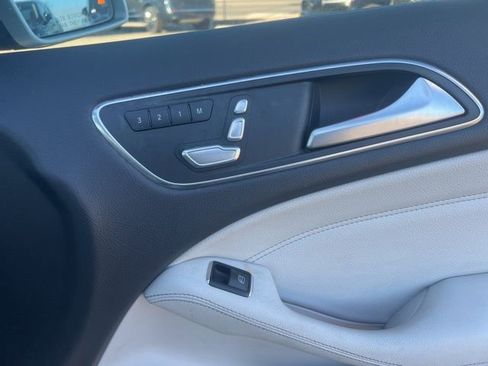 Used 2016 Mercedes-Benz B 250e image 12