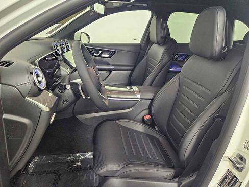 New 2025 Mercedes-Benz GLC 350e 4MATIC image 16