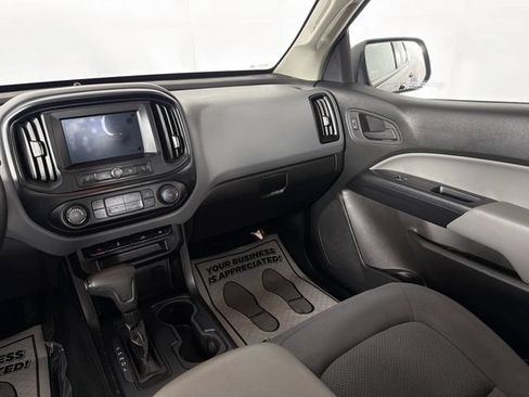 Used 2021 Chevrolet Colorado W/T w/ WT Convenience Package AWD/4WD image 22