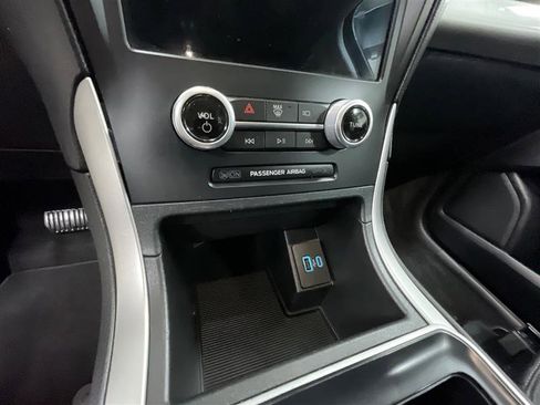 Used 2022 Ford Edge SE AWD/4WD image 16