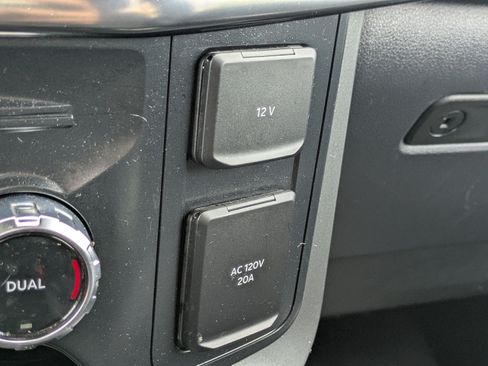 Used 2024 Ford F150 Lariat w/ Equipment Group 502A High AWD/4WD image 31