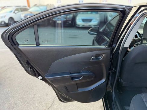 Used 2017 Chevrolet Sonic LT image 26