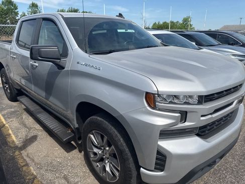 Used 2022 Chevrolet Silverado 1500 RST w/ Bed Protection Package AWD/4WD image 8