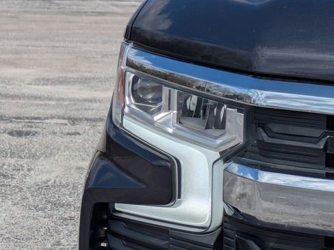 Used 2022 Chevrolet Silverado 1500 LT w/ Protection Package image 10