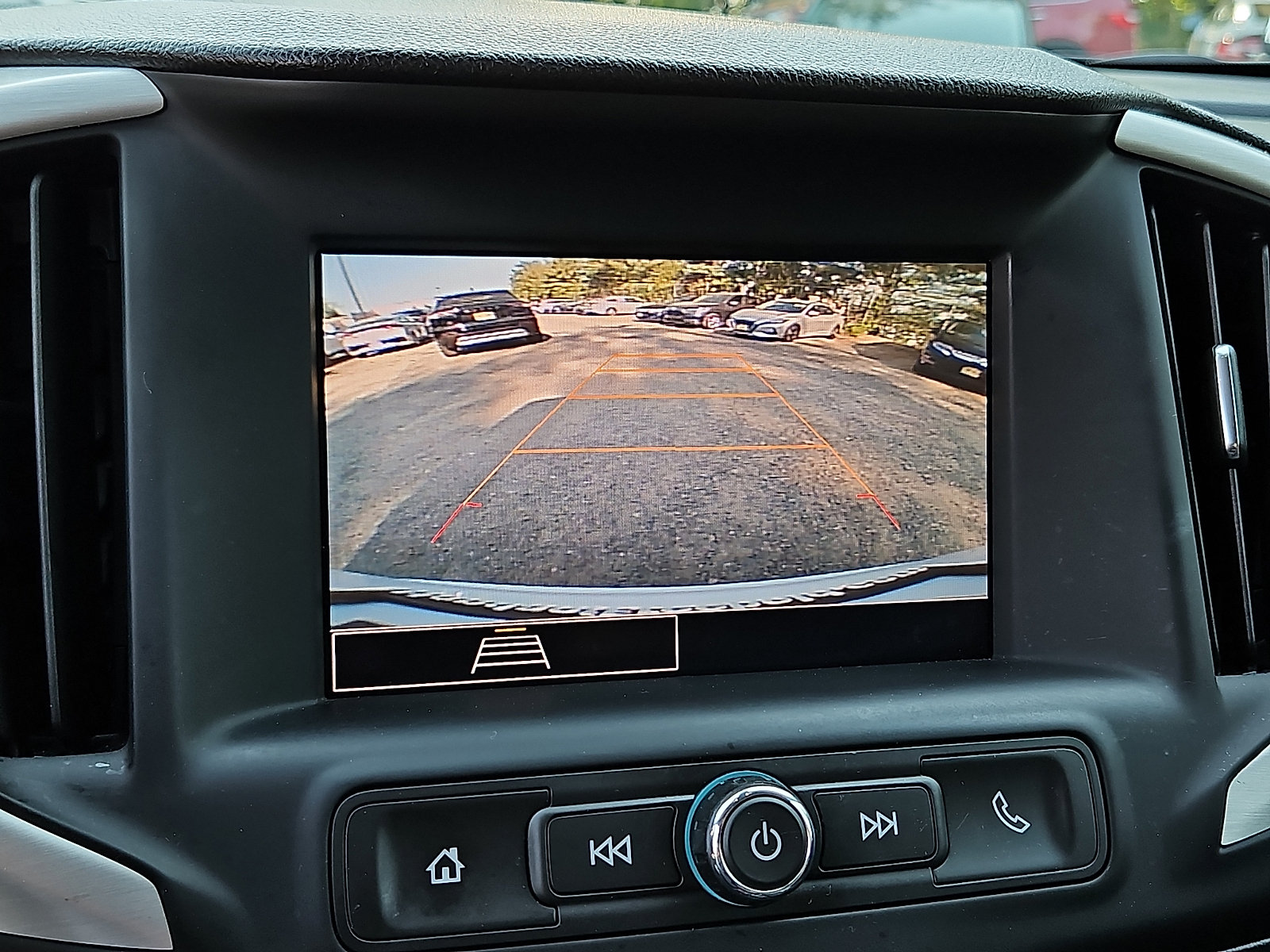 Used 2023 GMC Terrain SLE w/ Driver Convenience Package AWD/4WD image 19