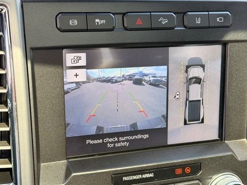 Used 2017 Ford F350 Platinum w/ Platinum Ultimate Package image 3