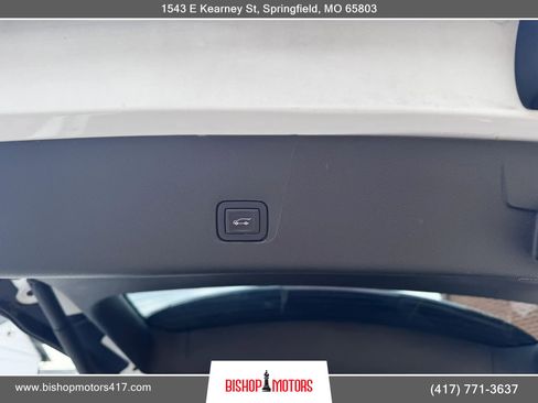 Used 2020 Chevrolet Traverse RS image 15