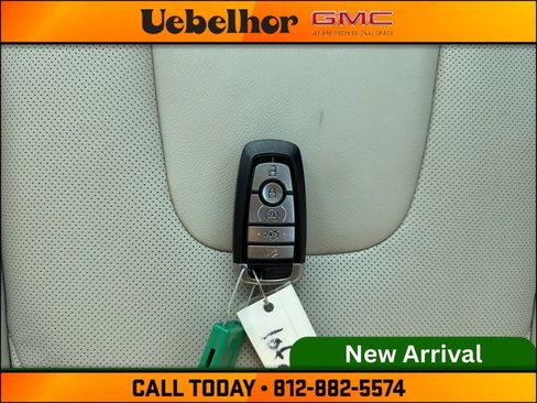 Used 2019 Ford Edge Titanium w/ Equipment Group 301A FWD image 33