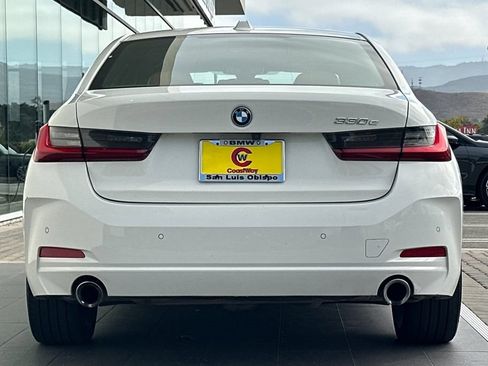 Used 2023 BMW 330e w/ Premium Package RWD image 4