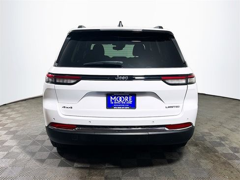 Used 2023 Jeep Grand Cherokee Limited image 7