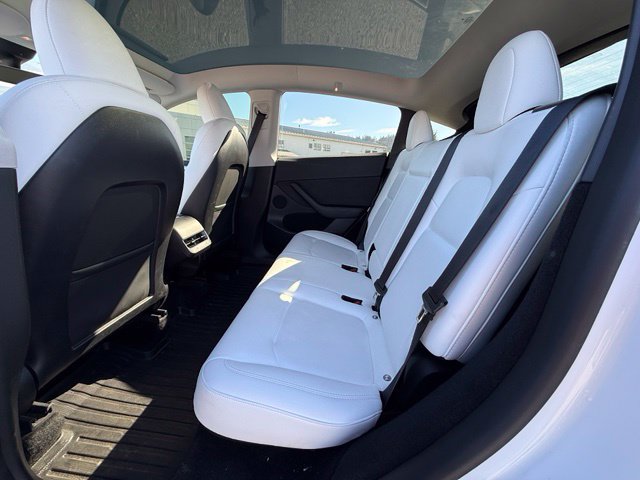 Used 2023 Tesla Model Y Performance AWD/4WD image 12