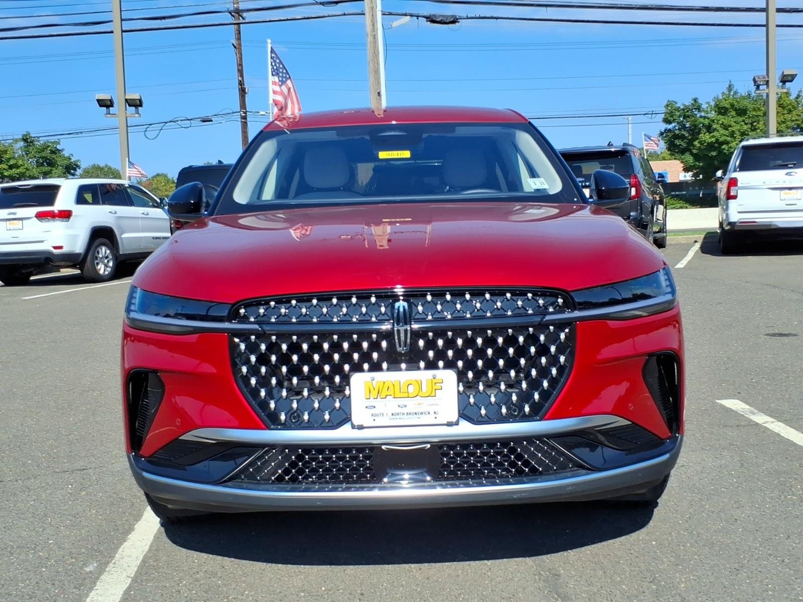 Used 2026 Lincoln Nautilus Premier AWD/4WD image 2