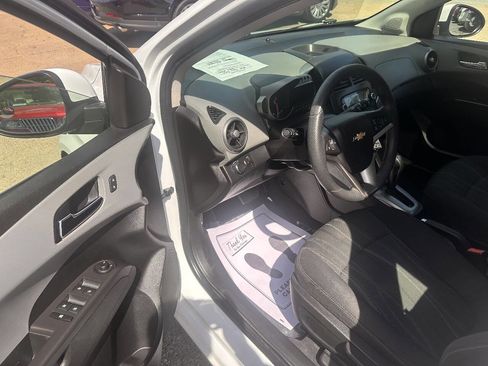 Used 2014 Chevrolet Sonic LT w/ Fun and Sun Package image 11