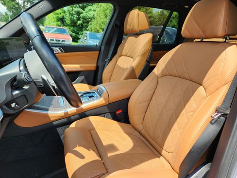 Certified 2024 BMW X5 M60i image 10