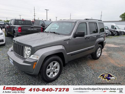 Used 2012 Jeep Liberty Sport w/ Popular Equipment Group AWD/4WD image 1