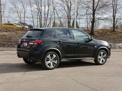 Used 2025 Mitsubishi Outlander Sport ES image 3