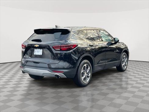 Used 2023 Chevrolet Blazer LT image 7