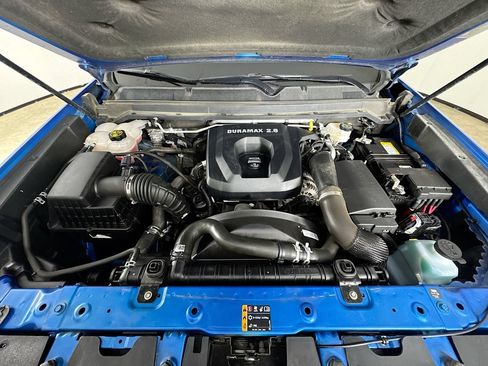 Used 2022 Chevrolet Colorado Z71 w/ Safety Package AWD/4WD image 24