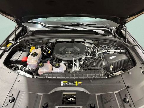 Used 2024 Jeep Grand Cherokee Limited 4xe w/ Luxury Tech Group II image 31