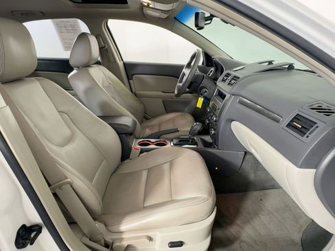 Used 2010 Ford Fusion SEL image 28