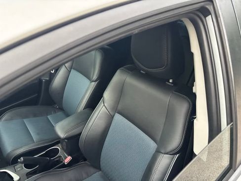 Used 2015 Toyota Corolla S FWD image 11