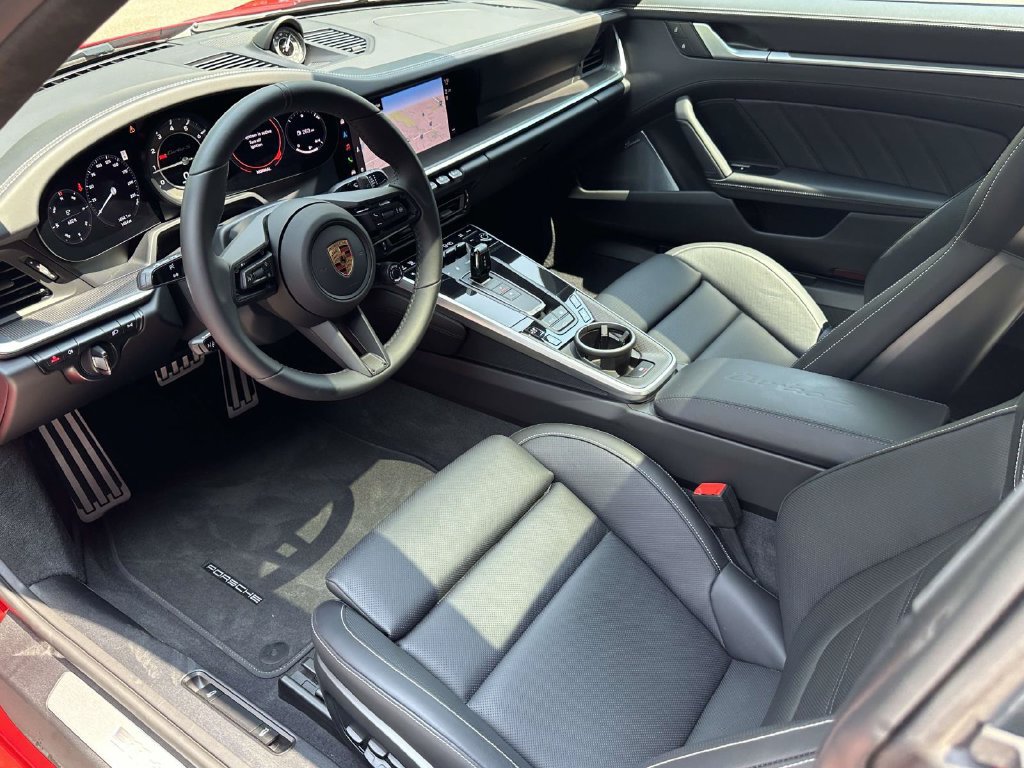 Certified 2025 Porsche 911 Turbo AWD/4WD image 11