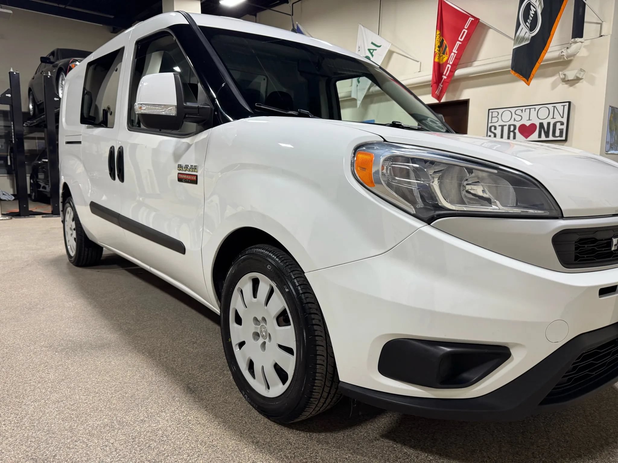 Used 2019 RAM ProMaster City Tradesman SLT FWD image 57