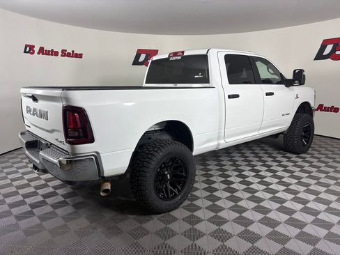 Used 2025 RAM 2500 Big Horn AWD/4WD image 7