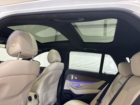 Used 2017 Mercedes-Benz E 400 4MATIC Wagon image 49