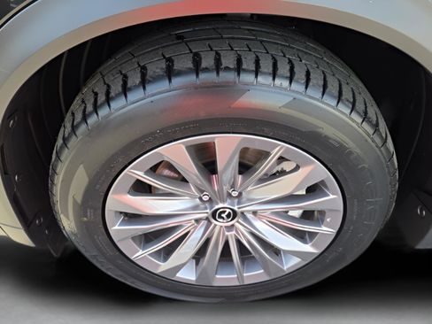 Used 2025 MAZDA CX-90 Plug-In Hybrid w/ Preferred AWD/4WD image 33