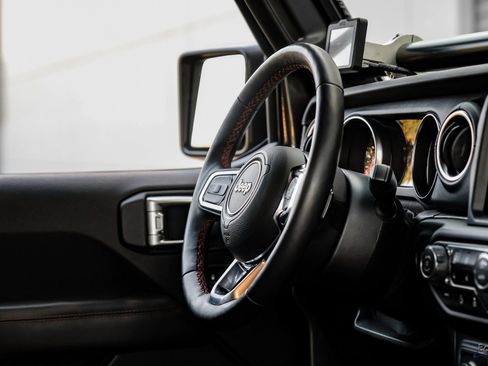 Used 2020 Jeep Gladiator Rubicon image 52