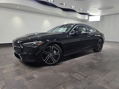 Used 2024 Mercedes-Benz CLE 300 4MATIC Coupe image 1