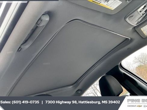 Used 2023 Chevrolet Malibu LT image 16