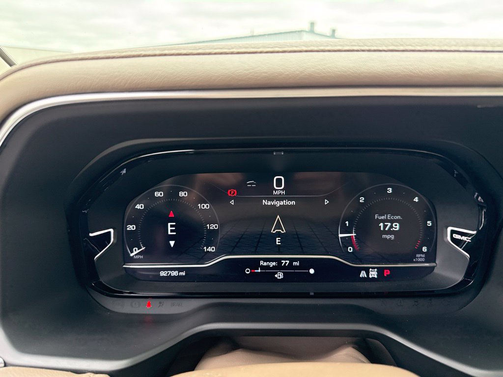 Used 2023 GMC Yukon Denali AWD/4WD image 19