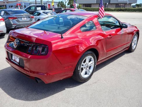 Used 2014 Ford Mustang Coupe RWD image 6