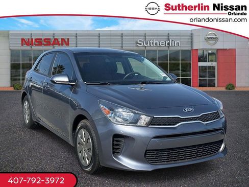 Used 2020 Kia Rio S image 1