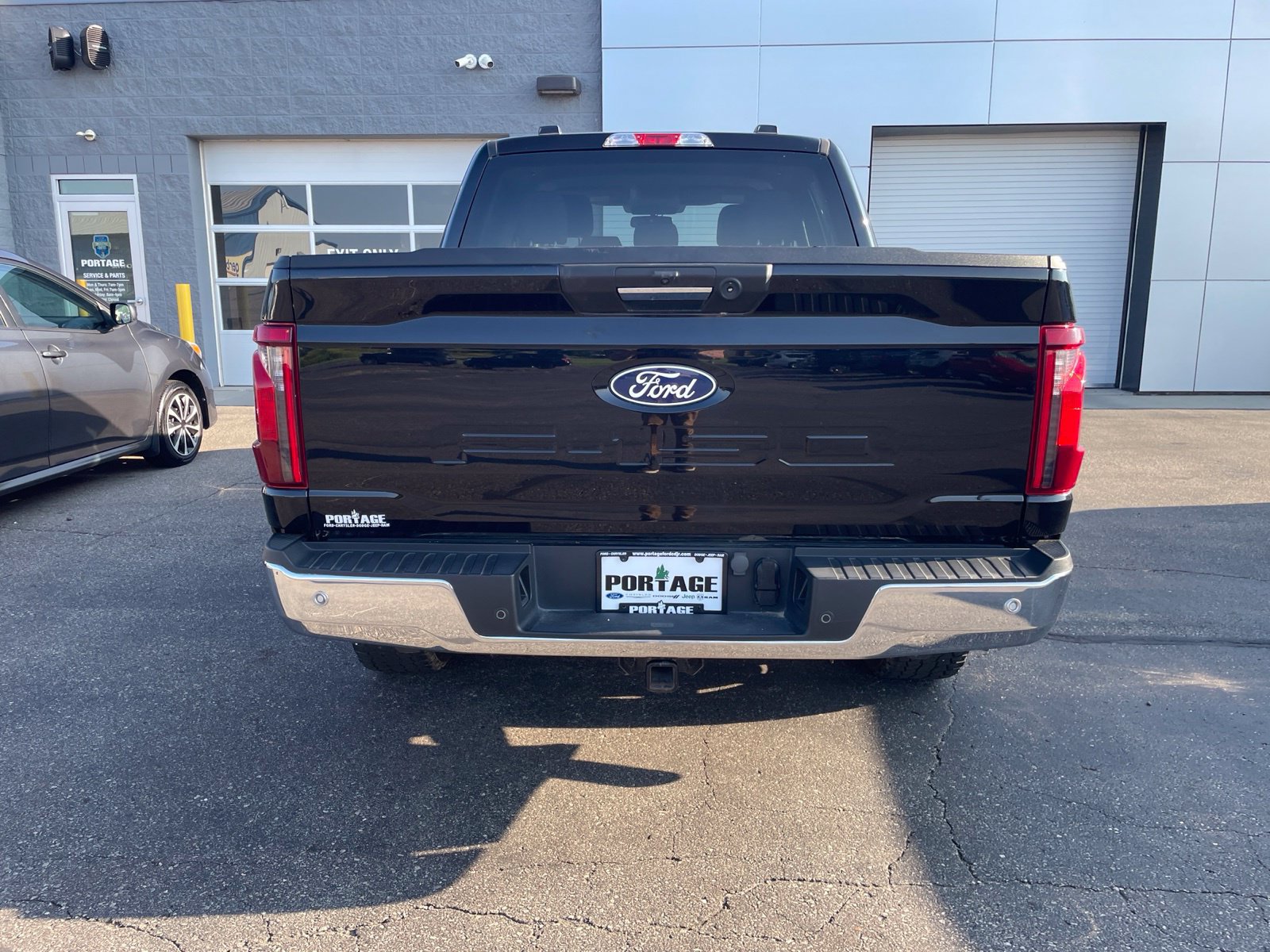 Used 2024 Ford F150 XLT AWD/4WD image 5