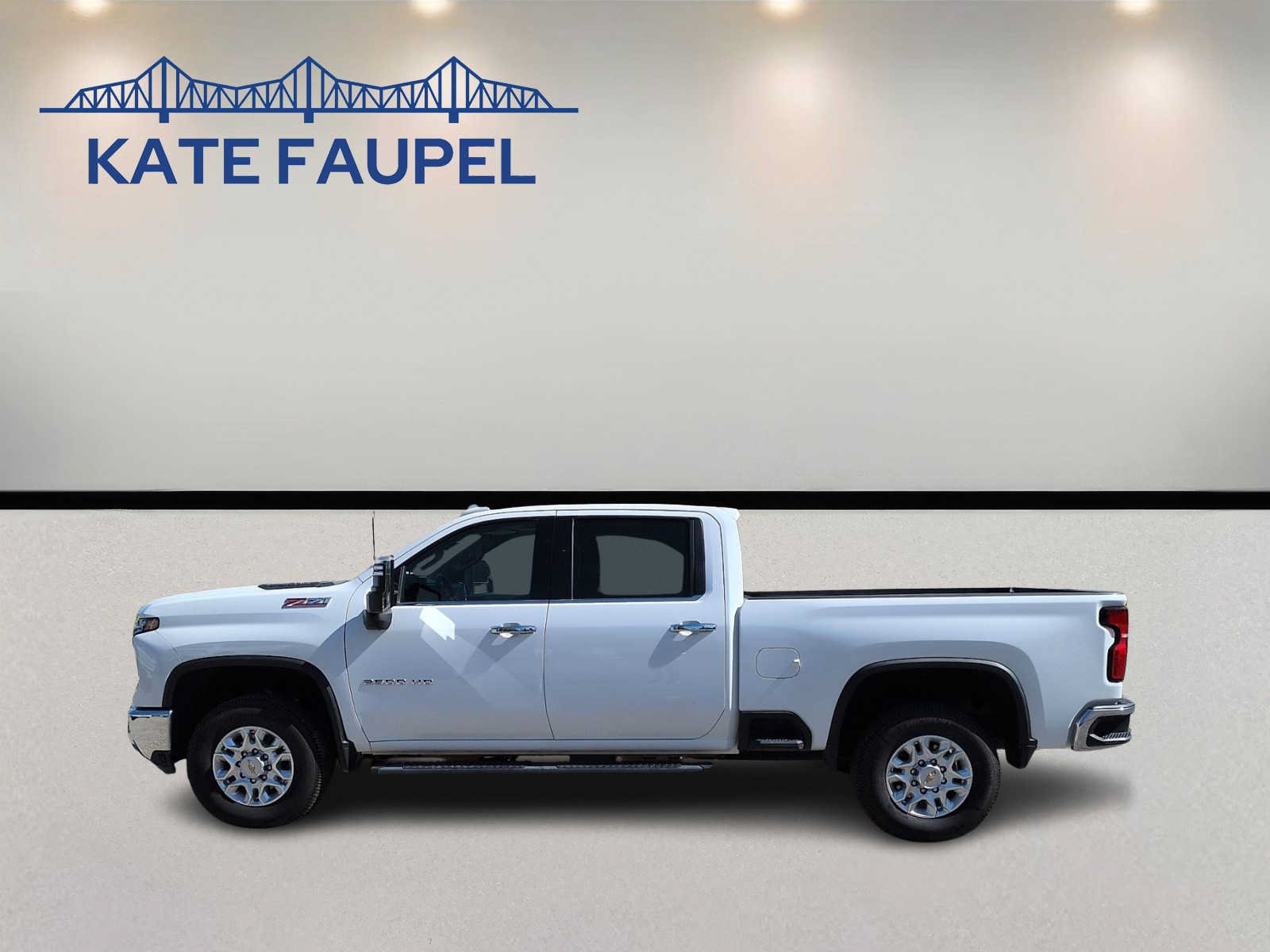 Used 2025 Chevrolet Silverado 2500 LTZ w/ LTZ Premium Package AWD/4WD image 4