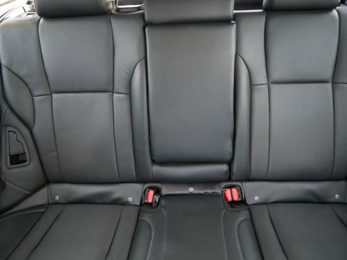 Used 2022 Subaru Outback Limited image 13