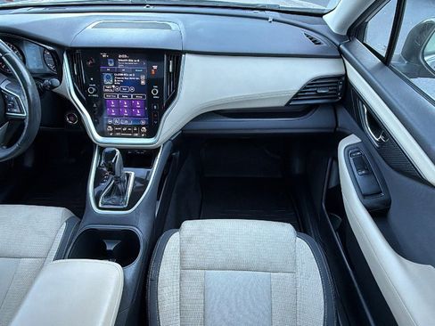 Used 2021 Subaru Outback Premium image 34